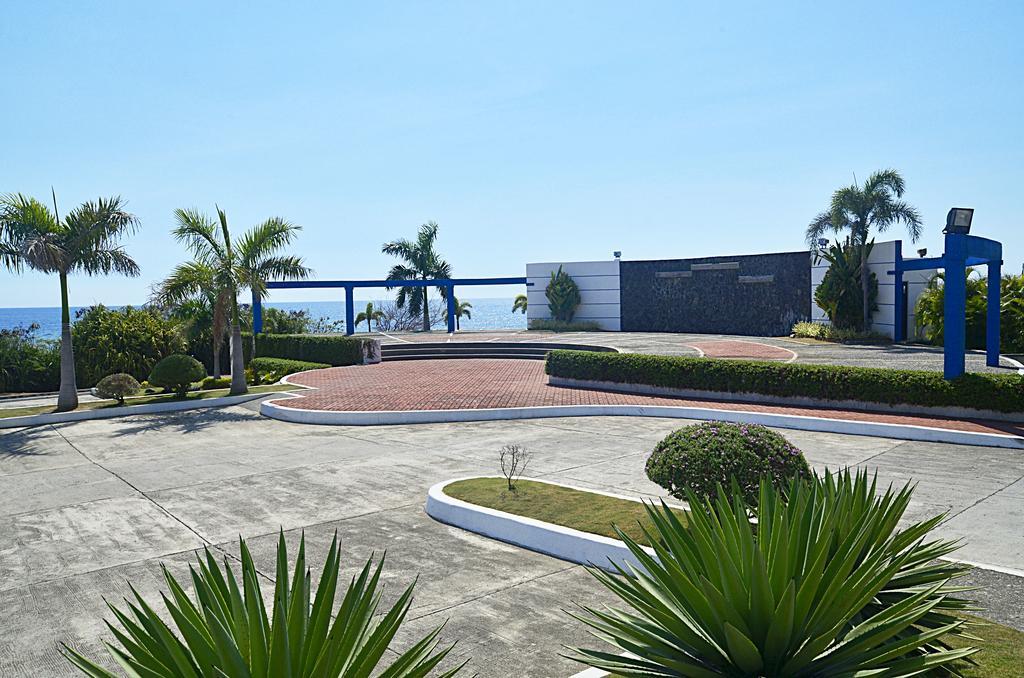 Thunderbird Resorts - Poro Point San Fernando City  Zewnętrze zdjęcie